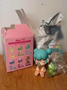 Nanci Baby S1 Seatmates blind box - Vibrant Cyan